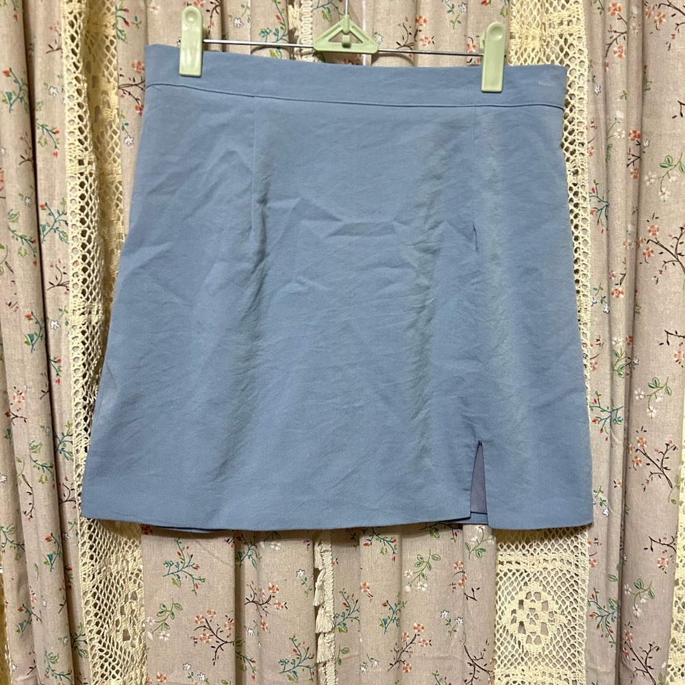 3/$30 Princess Polly Blue Mini Skirt Side Slit EUC Size 8? (See description)